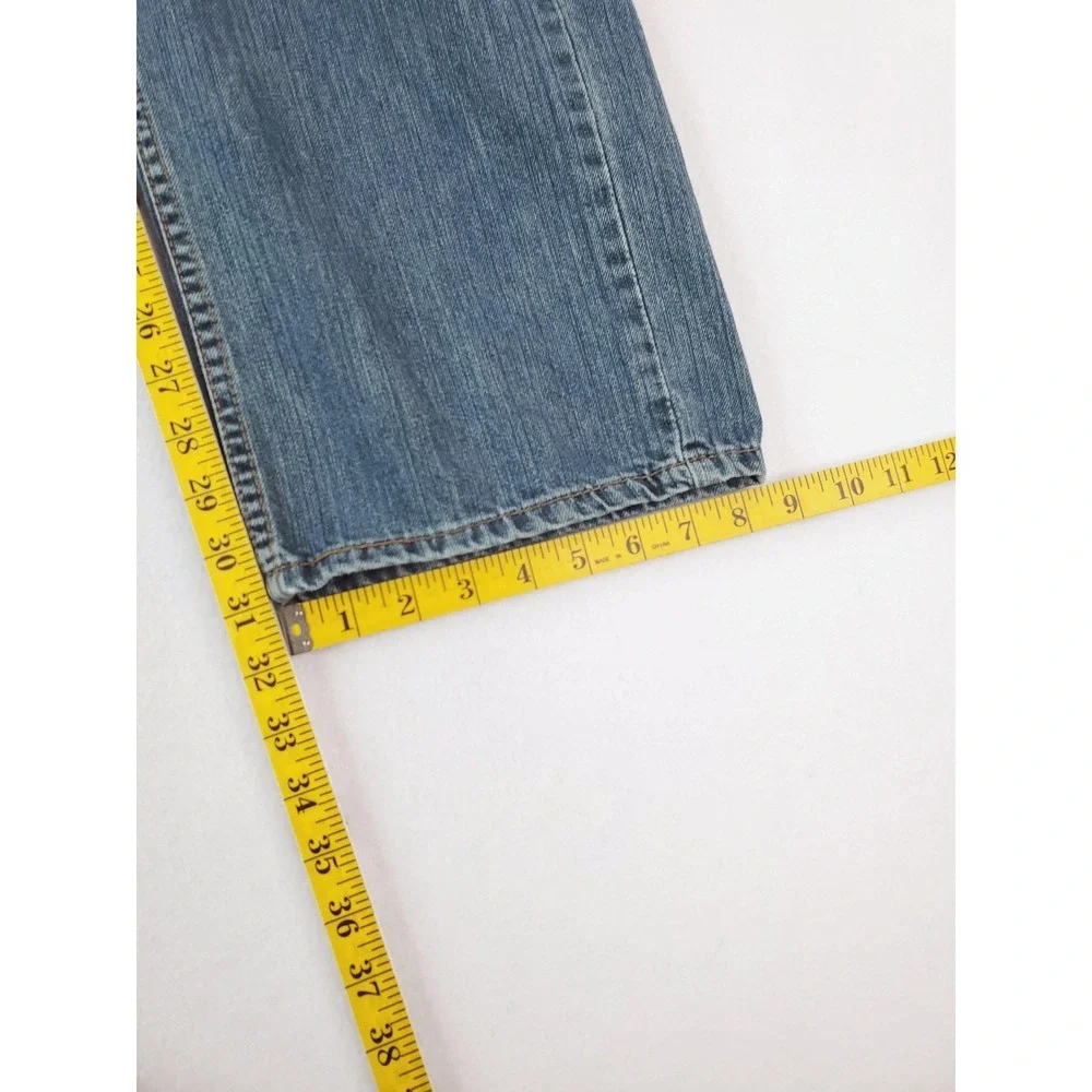 Levis levis 559